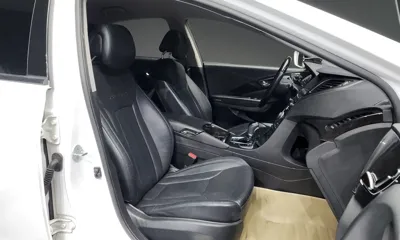 Hyundai Grandeur 2015, 143884 км, за 4269.57 USD - фото 11