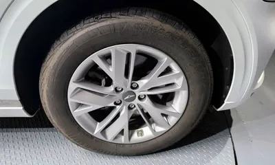 Genesis GV70 2024, 31128 км, за 15764.58 USD