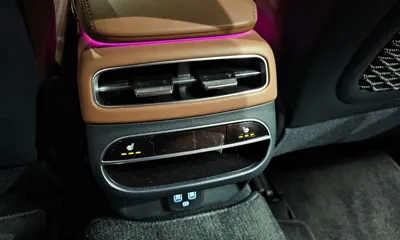 Genesis GV70 2024, 31128 км, за 15764.58 USD - фото 19