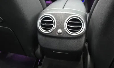 Mercedes-Benz E-Class 2017, 76318 км, за 16016.8 USD - фото 32