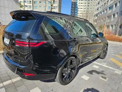 Land Rover Discovery 2023, 52000 км, за 36537.07 USD