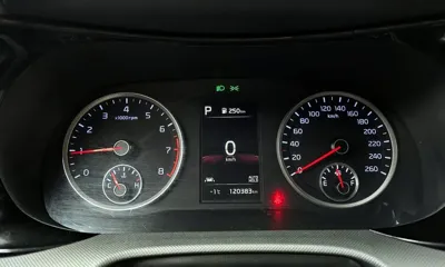 Kia K5 2021, 120383 км, за 8082.58 USD - фото 8