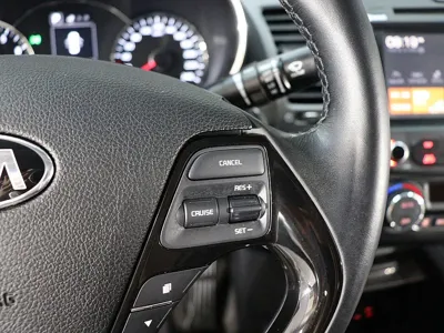 Kia K3 2016, 44217 км, за 6170.41 USD - фото 7