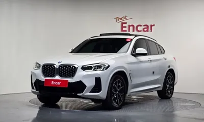 BMW X4 · 2022 год