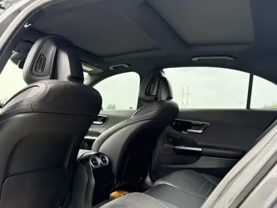 Mercedes-Benz C-Class 2021, 67000 км, за 22778.75 USD