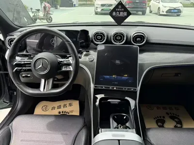 Mercedes-Benz C-Class 2021, 67000 км, за 22778.75 USD