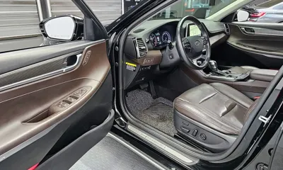 Hyundai Grandeur 2018, 94219 км, за 10174.61 USD - фото 11
