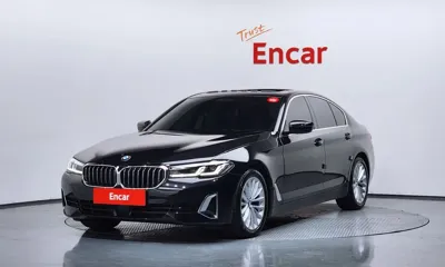 BMW 5-Series · 2023 год