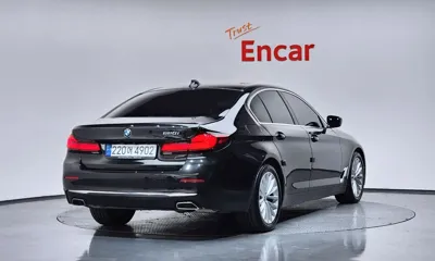 BMW 5-Series 2023, 21671 км, за 25370.83 USD