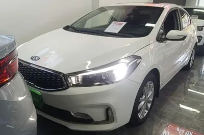 Kia K3 · 2016 год