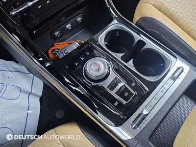 Kia Canival 2023, 66777 км, за 18501.64 USD - фото 9