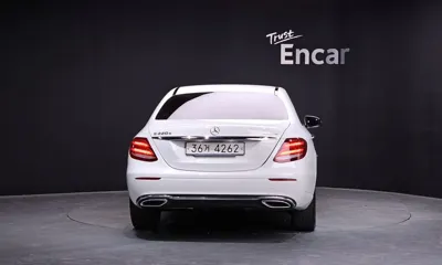 Mercedes-Benz E-Class 2018, 78145 км, за 14000.12 USD