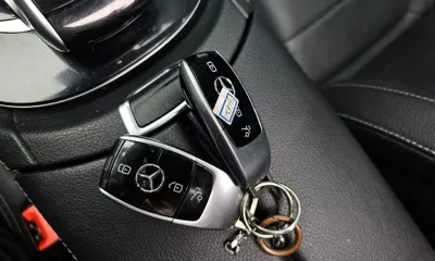 Mercedes-Benz E-Class 2018, 78145 км, за 13913.17 USD - фото 16