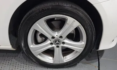 Mercedes-Benz E-Class 2018, 78145 км, за 13913.17 USD - фото 21