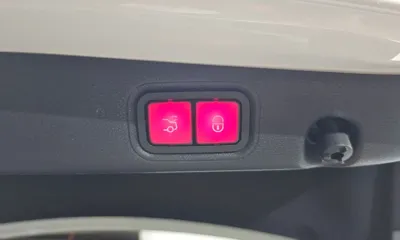 Mercedes-Benz E-Class 2018, 78145 км, за 13913.17 USD - фото 28