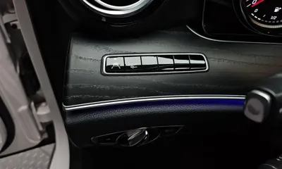 Mercedes-Benz E-Class 2018, 78145 км, за 13913.17 USD - фото 29