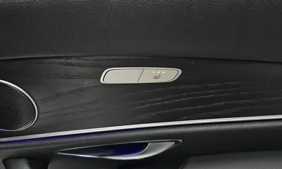 Mercedes-Benz E-Class 2018, 78145 км, за 13913.17 USD - фото 31