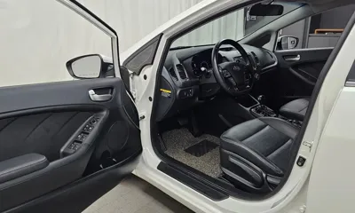 Kia K3 2016, 29127 км, за 6617.69 USD - фото 10