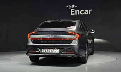 Hyundai Sonata 2022, 72445 км, за 11384.35 USD