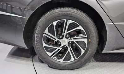 Hyundai Sonata 2022, 72445 км, за 11384.35 USD