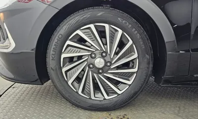 Hyundai Sonata 2022, 53708 км, за 10928.97 USD