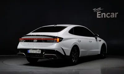 Hyundai Sonata 2025, 9402 км, за 18823.92 USD