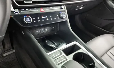 Hyundai Sonata 2025, 9402 км, за 18823.92 USD - фото 19