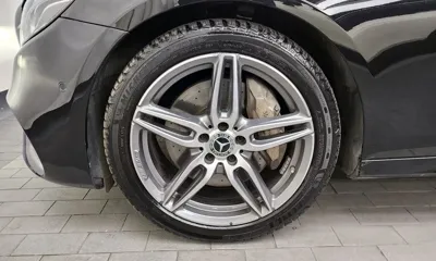 Mercedes-Benz E-Class 2020, 65684 км, за 22474.9 USD