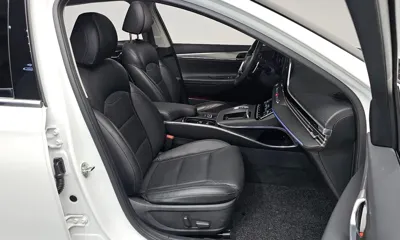 Hyundai Grandeur 2022, 48148 км, за 18051.73 USD - фото 26