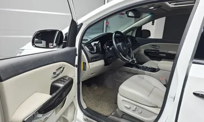Kia Canival 2019, 150151 км, за 11074.92 USD - фото 10