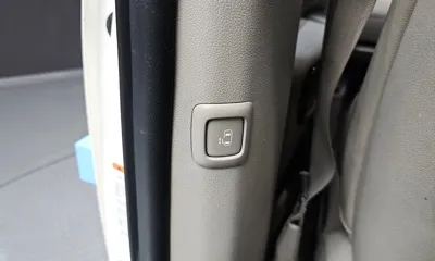 Kia Canival 2015, 146196 км, за 6023.31 USD - фото 31