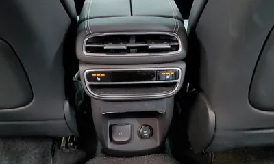 Genesis GV80 2023, 55841 км, за 27302.86 USD - фото 30