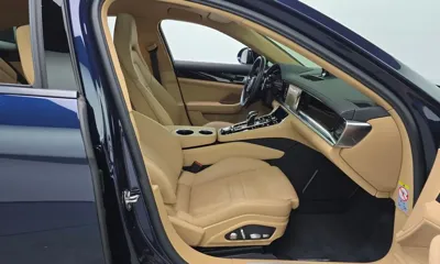 Porsche Panamera 2021, 32892 км, за 61041.09 USD - фото 11