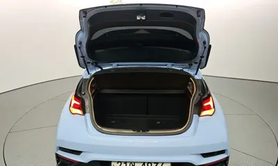 Hyundai Veloster 2019, 113873 км, за 8532.58 USD - фото 20