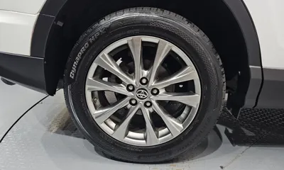 Toyota RAV4 2018, 85590 км, за 14113.17 USD - фото 21