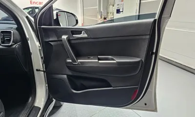Kia Sportage 2022, 29679 км, за 14873.09 USD - фото 25
