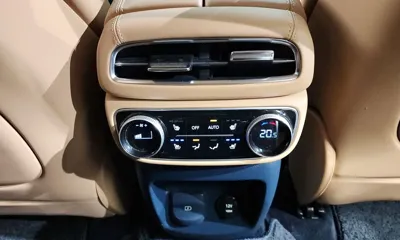 Genesis GV80 2023, 19203 км, за 42063.07 USD - фото 19