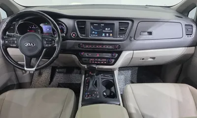 Kia Canival 2018, 126043 км, за 8861.76 USD - фото 7