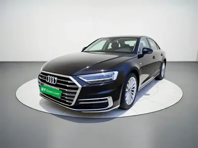 Audi A8 · 2021 год