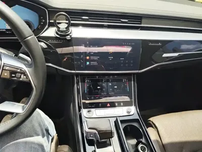 Audi A8 2021, 54600 км, за 46097.48 USD - фото 14