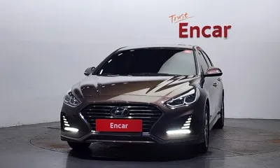 Hyundai Sonata 2019, 125315 км, за 6174.46 USD