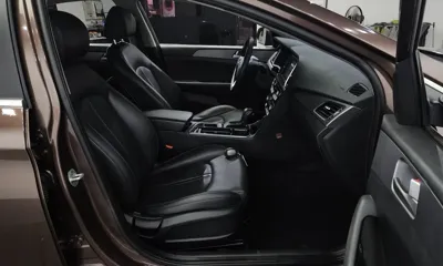 Hyundai Sonata 2019, 125315 км, за 6174.46 USD - фото 13