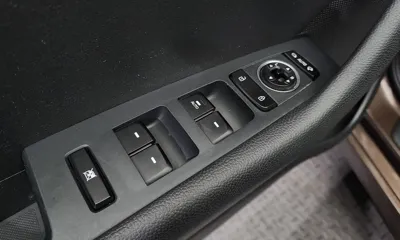 Hyundai Sonata 2019, 125315 км, за 6174.46 USD - фото 14