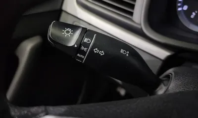 Hyundai Sonata 2019, 125315 км, за 6174.46 USD - фото 17