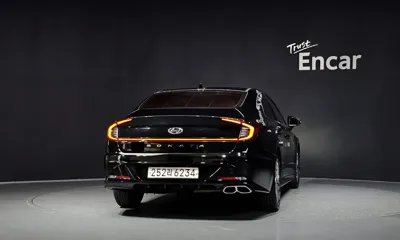 Hyundai Sonata 2020, 98232 км, за 8775.92 USD