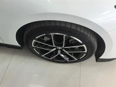 Changan UNI-V iDD 2025, 37800 км, за 13213.4 USD - фото 6