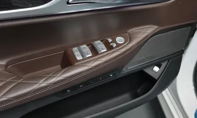 BMW 7-Series 2020, 58828 км, за 38289.01 USD - фото 31