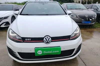 Volkswagen Golf GTI 2016, 41500 км, за 13734 USD
