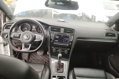Volkswagen Golf GTI 2016, 41500 км, за 13734 USD - фото 12