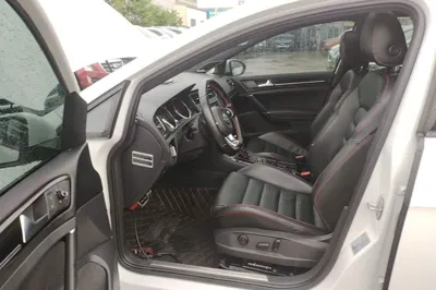 Volkswagen Golf GTI 2016, 41500 км, за 13734 USD - фото 17